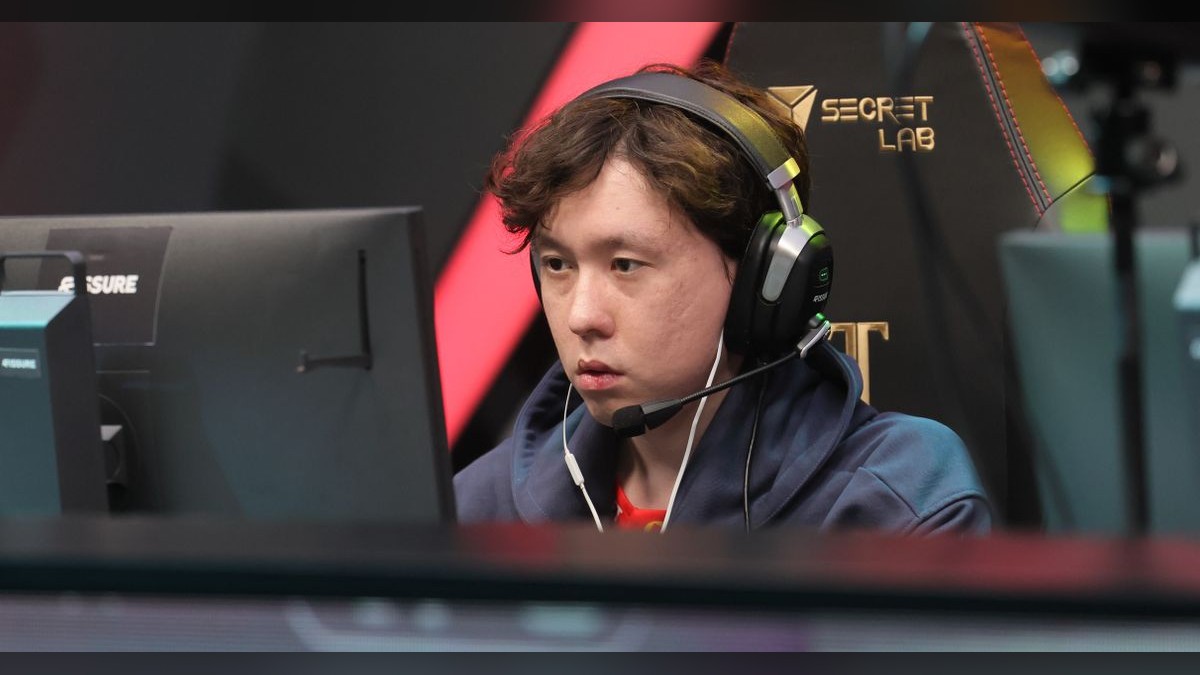 Malady ved sin Dota 2-turneringsstation
