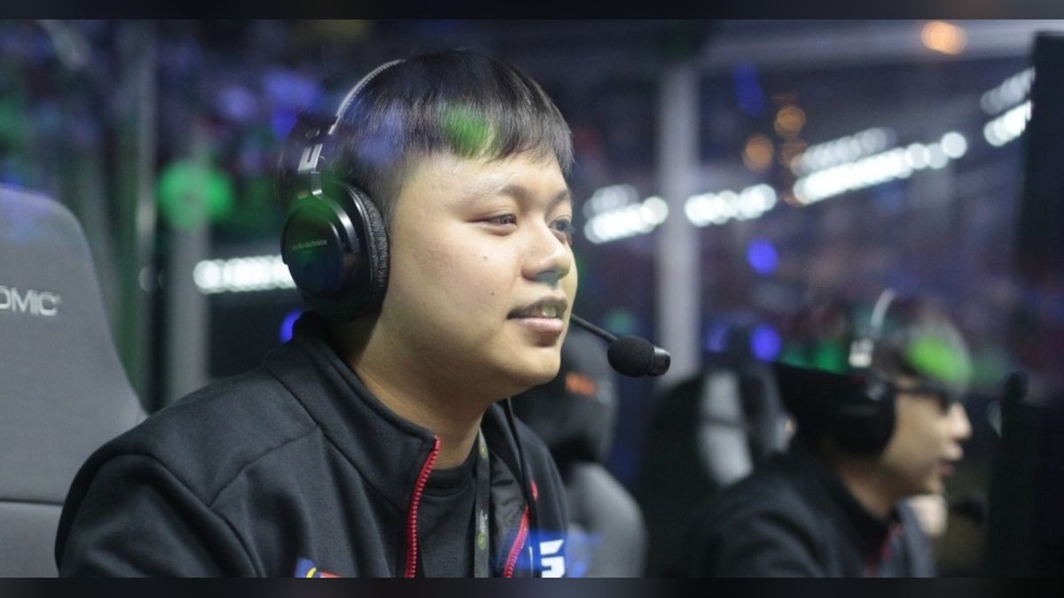 Moon spiller en professionel Dota 2-kamp
