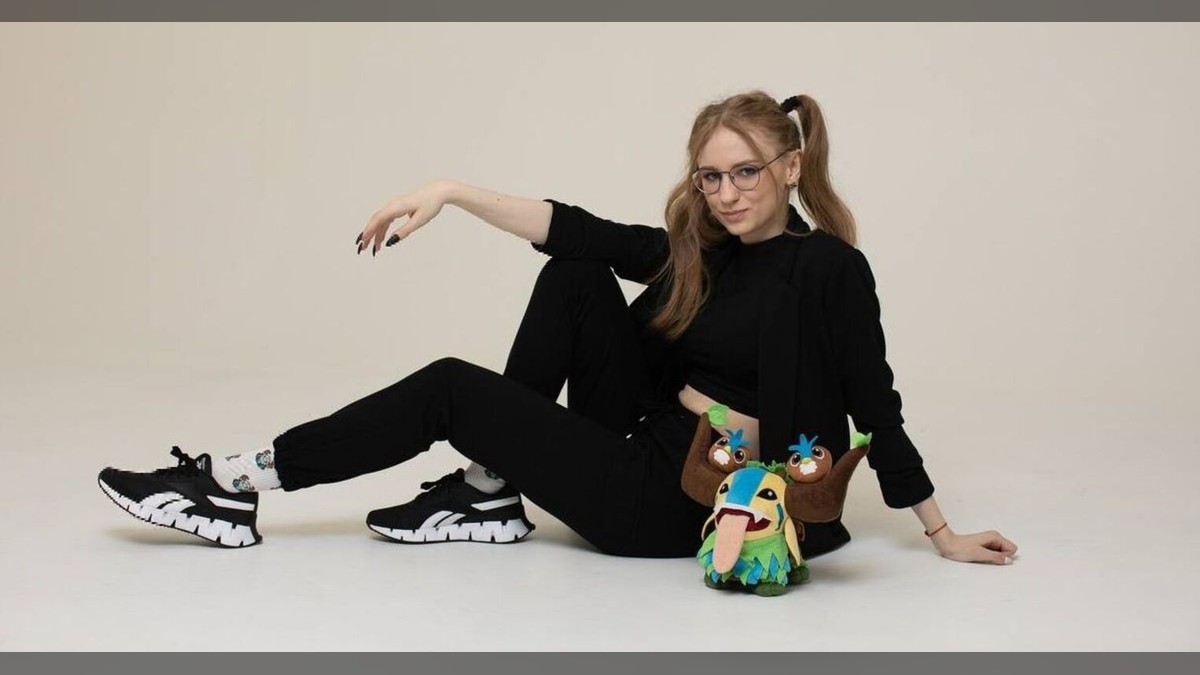 Vasilisa i et Dota 2 studio-portræt