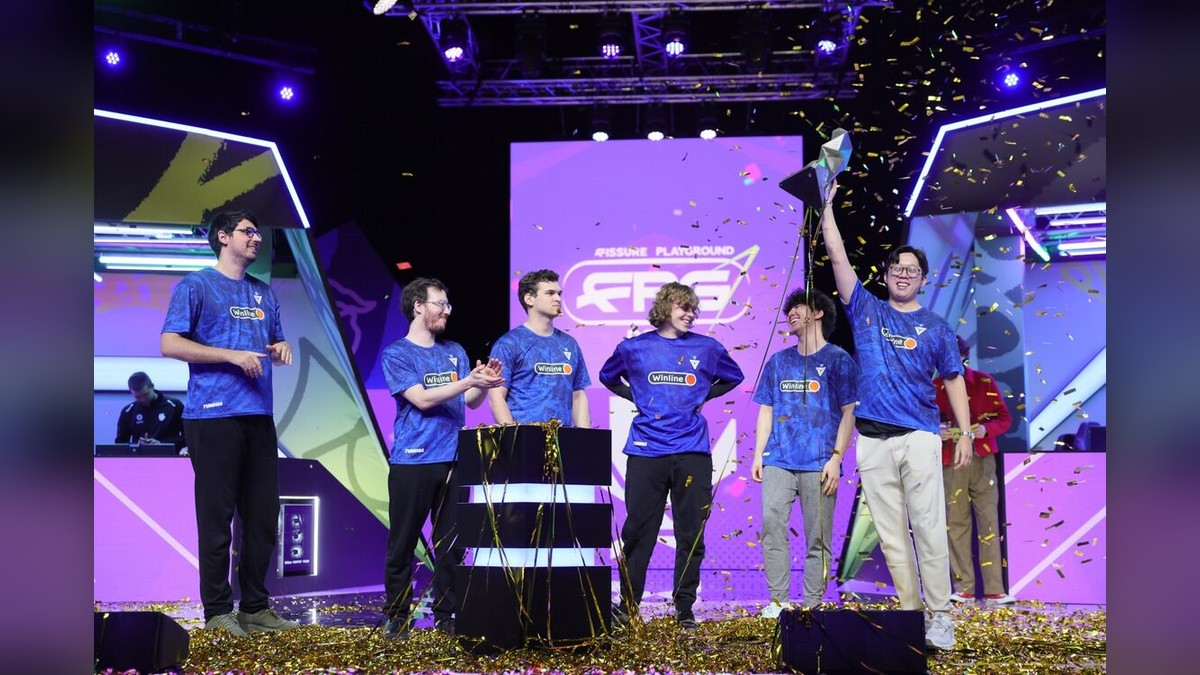 En mesterskabsscene fra en tidligere FISSURE Dota 2-begivenhed
