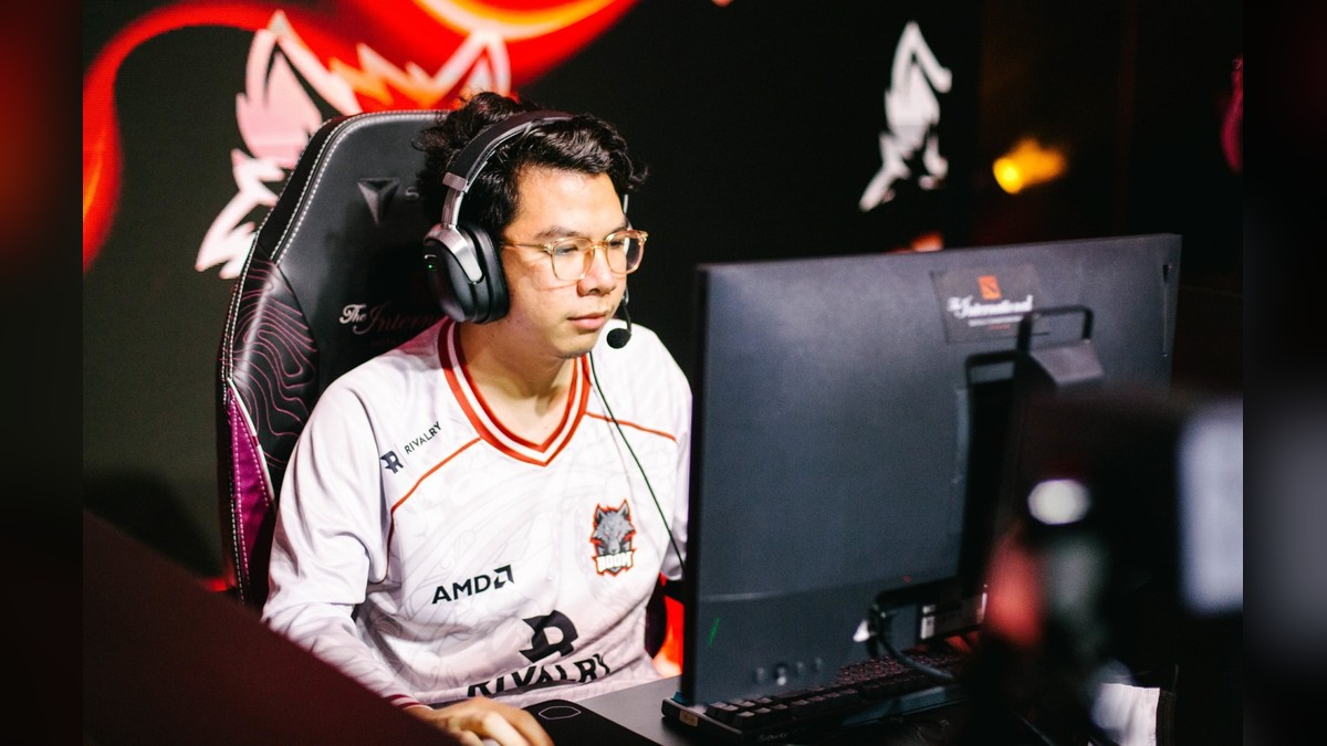 Xipto Esports-Offlaner Fbz bei einem früheren Dota 2-Event