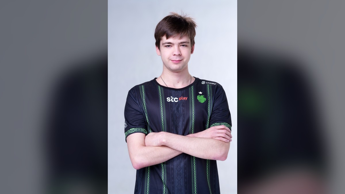 Malr1ne на портрете игрока Team Falcons