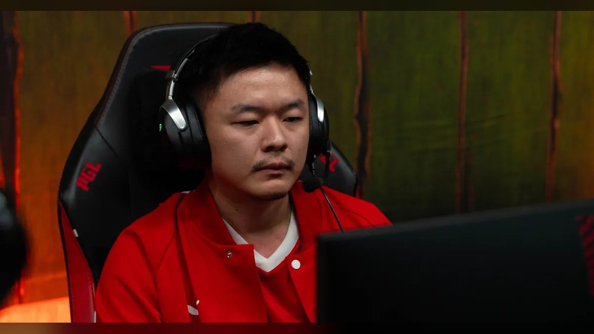 MidOne competing in a previous Dota 2 tournament